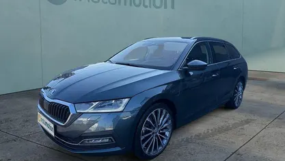 Grau Gebraucht 2021 Skoda Octavia Kombi | 23.499 € (Fairer Preis)
