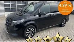 Obsidianschwarz Gebraucht 2024 Mercedes V300 Avantgarde Van / Kleinbus | 77.480 €