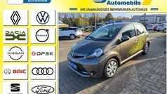 Bronzebraun mica metallic Gebraucht 2012 Toyota Aygo Cool Kleinwagen | 5.250 € (Fairer Preis)