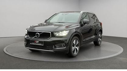 Usata Volvo XC40 Momentum 163 CV (119 kW) 2020 Nero SUV