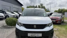 Gebraucht 2023 Peugeot Partner Premium Van / Kleinbus | 17.950 € (Fairer Preis)