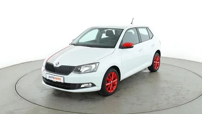 Weiß Gebraucht 2016 Skoda Fabia Limousine | 10.340 € (Fairer Preis)
