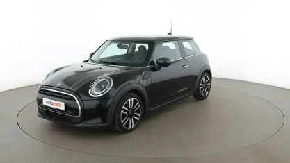 Gebraucht Mini Cooper Classic 136 PS (100 kW) 2021 Schwarz Kleinwagen