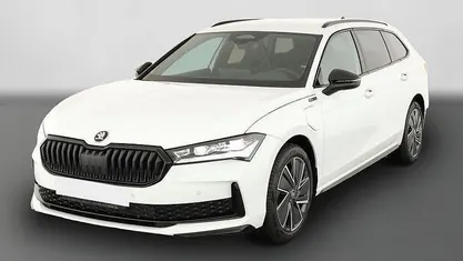 Kristall weiß Neu 2025 Skoda Superb SportLine Kombi | 44.795 € (Fairer Preis)