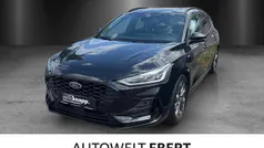 Obsidianschwarz Gebraucht 2024 Ford Focus ST-Line Kombi | 28.690 € (Fairer Preis)
