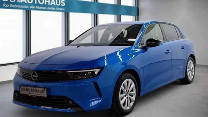 Gebraucht Opel Astra Business Elegance 131 PS (96 kW) 2023 Blau Limousine