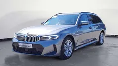 Skyscraper grau metallic Gebraucht 2025 BMW 330 M Sport Kombi | 46.360 € (Fairer Preis)
