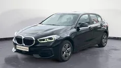 Schwarz Gebraucht 2021 BMW 118 Advantage Kleinwagen | 19.960 € (Fairer Preis)