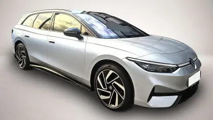 Neu VW ID.7 Pro 210 kW (286 PS) 2026 Silber Kombi
