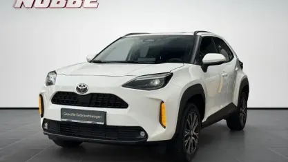 Gebraucht Toyota Yaris 131 PS (96 kW) 2025 Schneeweiß Kleinwagen