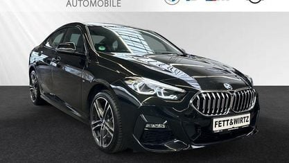 Gebraucht BMW 220 M Sport 190 PS (139 kW) 2022 Saphirschwarz metallic Limousine