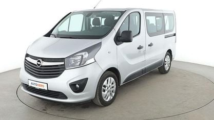 Używany Opel Vivaro 125 KM (91 kW) 2017 Szary Minivan