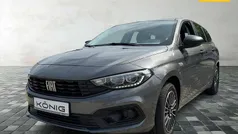 Grau Gebraucht 2023 Fiat Tipo Basis Limousine | 19.999 € (Guter Preis)