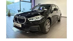 Schwarz Gebraucht 2022 BMW 118 Sport Line Kleinwagen | 21.480 € (Guter Preis)