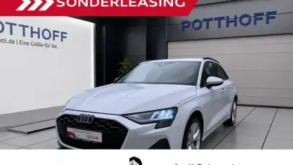Gebraucht Audi A3 Ambiente 150 PS (110 kW) 2025 Gletscherweiß metallic Limousine