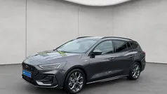 Grau Gebraucht 2024 Ford Focus ST-Line X Kombi | 22.970 € (Superpreis)