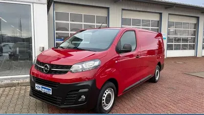 Rubin rot (rot) Gebraucht 2020 Opel Vivaro Edition Van / Kleinbus | 16.890 € (Fairer Preis)