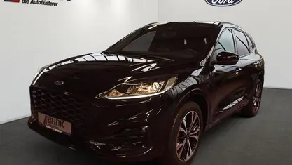 Gebraucht Ford Kuga ST-Line 224 PS (164 kW) 2022 Frostweiß SUV