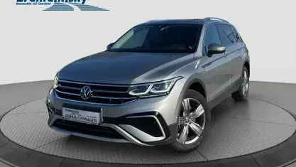 Gebraucht VW Tiguan Allspace Elegance 245 PS (180 kW) 2023 Silber SUV