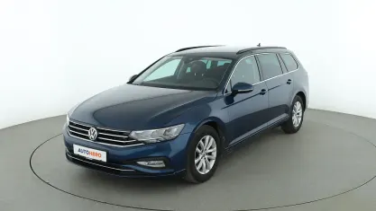 Gebraucht VW Passat Business 150 PS (110 kW) 2019 Blau Kombi