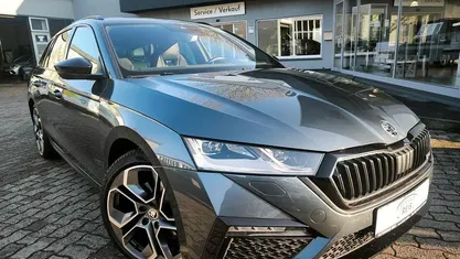 Gebraucht 2021 Skoda Octavia RS Kombi | 31.800 € (Fairer Preis)