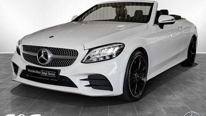 Gebraucht Mercedes C300 AMG 258 PS (189 kW) 2021 Unilack polarweiß Cabrio