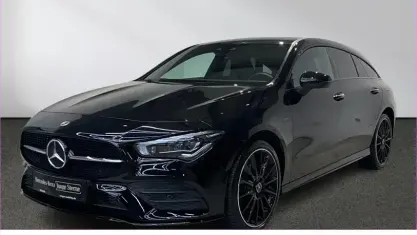 Begagnad Mercedes CLA250e Shooting Brake AMG 160 HK (117 kW) 2021 Svart Kombi