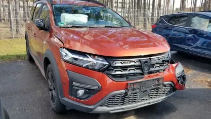 Gebraucht Dacia Jogger Extreme 110 PS (80 kW) 2022 Braun Van / Kleinbus