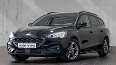Schwarz Gebraucht 2020 Ford Focus ST-Line Kombi | 16.480 € (Fairer Preis)
