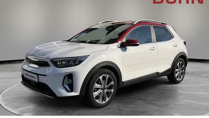 Gebraucht Kia Stonic Spirit 120 PS (88 kW) 2024 Weiß SUV