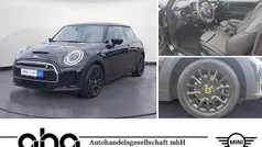 Schwarz Gebraucht 2023 Mini Cooper SE Classic Kleinwagen | 20.930 € (Fairer Preis)