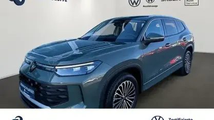 Gebraucht VW Tayron Life 150 PS (110 kW) 2025 Grün SUV