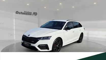 Gebraucht Skoda Octavia RS 200 PS (147 kW) 2023 Candyweiss Kombi