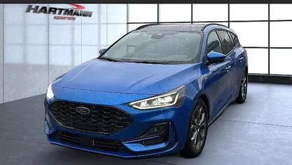 Blau Gebraucht 2023 Ford Focus ST-Line Kombi | 22.900 € (Fairer Preis)