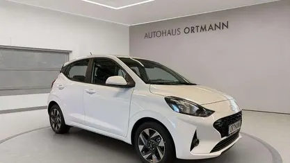 Atlas white / sol Neu 2025 Hyundai i10 Trend Kleinwagen | 18.990 € (Fairer Preis)
