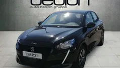 Schwarz Gebraucht 2021 Peugeot e-208 Active Kleinwagen | 15.880 € (Fairer Preis)