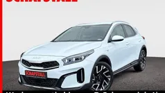 Weiss ((wd) cararraweiss) Gebraucht 2024 Kia XCeed Comfort SUV | 23.479 € (Superpreis)