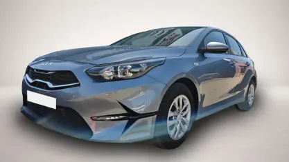 Neu Kia Ceed 140 PS (102 kW) 2026 Grau Kleinwagen