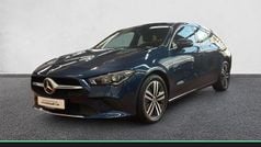 Denimblau metallic Gebraucht 2022 Mercedes CLA200 Shooting Brake Kombi | 27.690 € (Guter Preis)
