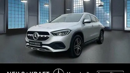 Silber Gebraucht 2021 Mercedes GLA220 Progressive SUV | 34.790 € (Guter Preis)
