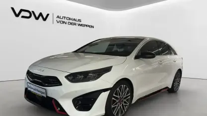 Używany Kia ProCeed GT 150 KM (110 kW) 2022 Biały Kombi