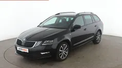 Schwarz Gebraucht 2019 Skoda Octavia Soleil Kombi | 16.630 € (Fairer Preis)
