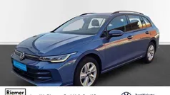 Gebraucht 2024 VW Golf VIII Life Kombi | 25.979 € (Fairer Preis)