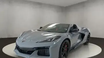 Gebraucht Corvette C8 643 PS (472 kW) 2025 Sea wolf tricoat metallic Cabrio