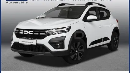 Weiß Gebraucht 2025 Dacia Sandero Expression Limousine | 19.555 € (Fairer Preis)