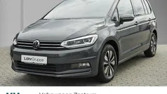 Delfingrau metallic Gebraucht 2024 VW Touran Move Van / Kleinbus | 37.480 € (Fairer Preis)