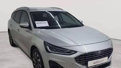 Moondust silver metallic Gebraucht 2022 Ford Focus Style Kombi | 13.990 € (Fairer Preis)