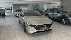 Grün Neu 2025 Mazda 3 Homura-Line Limousine | 27.799 € (Guter Preis)