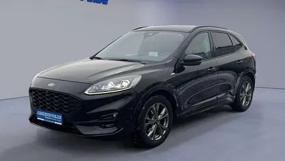 Gebraucht Ford Kuga ST-Line 151 PS (111 kW) 2021 Schwarz SUV
