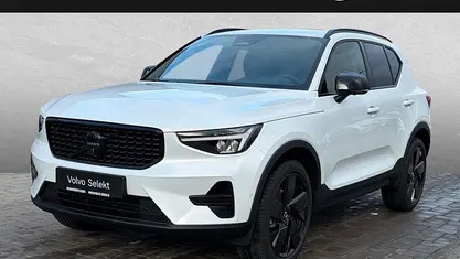 Crystal weiß perleffekt Neu 2025 Volvo XC40 Plus SUV | 37.850 € (Fairer Preis)